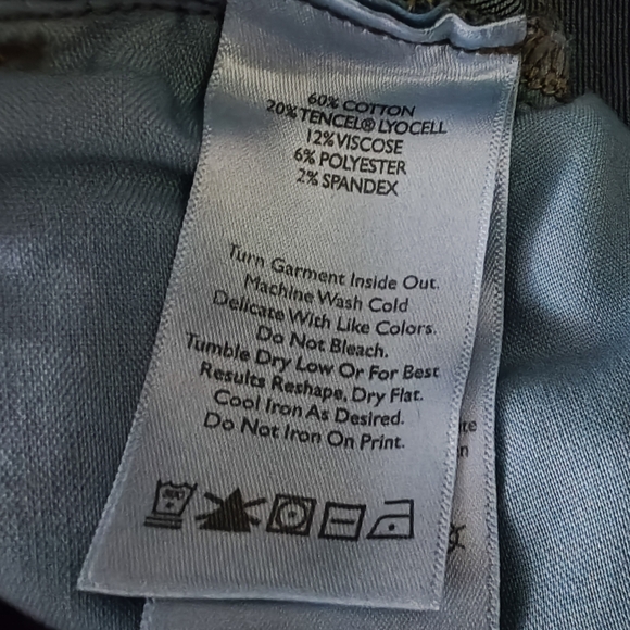 Eddie Bauer Elysian Slim Jeans, Size 2, Vintage denim - Picture 7 of 7